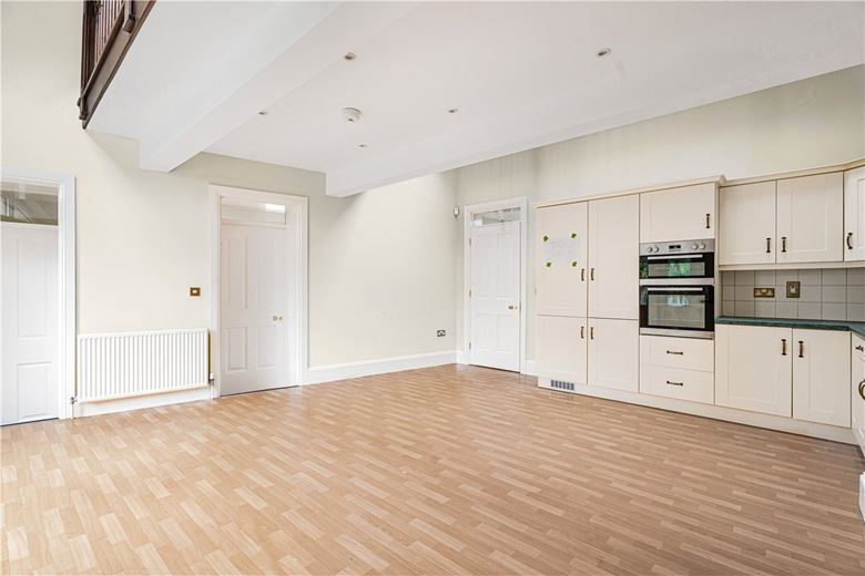 9 bedroom house, Turweston, Brackley NN13 - Available