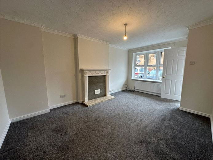 3 bedroom house, Westerton Drive, Bramley S66 - Available