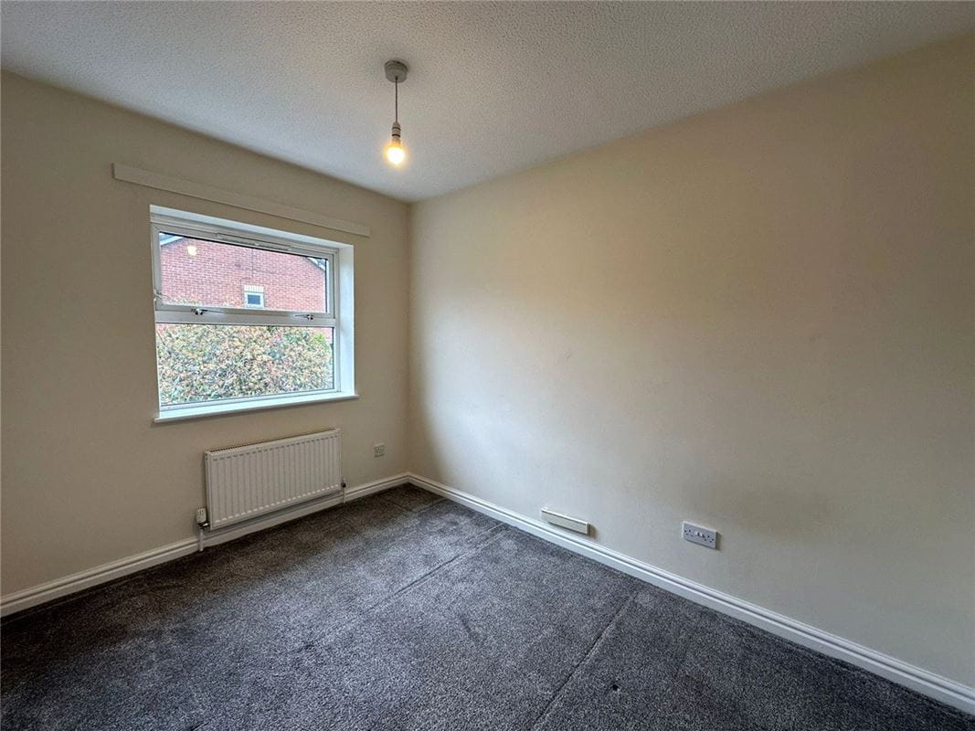 3 bedroom house, Westerton Drive, Bramley S66 - Available