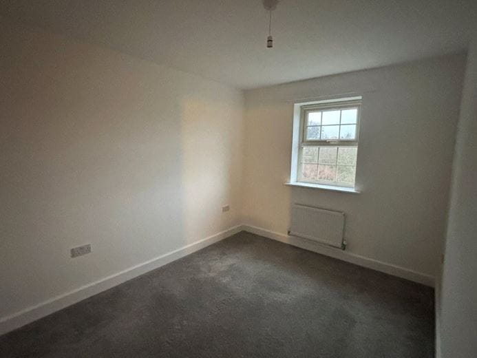 5 bedroom house, Comelybank Drive, Mexborough S64 - Available