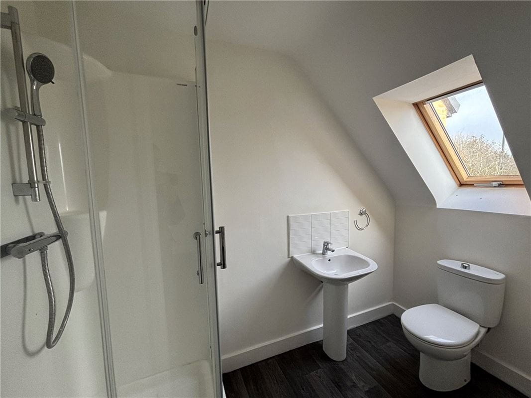 3 bedroom house, Comelybank Drive, Mexborough S64 - Available