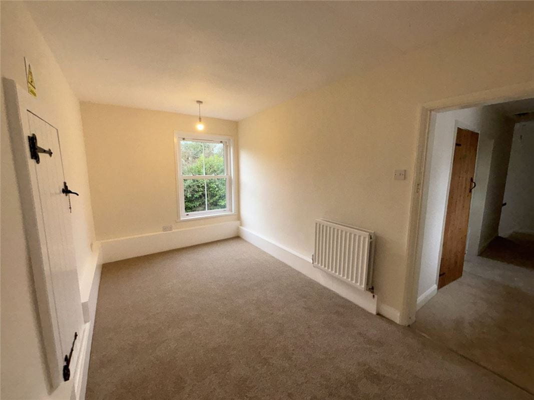 2 bedroom cottage, Park Farm, Willesley Woodside LE65 - Available