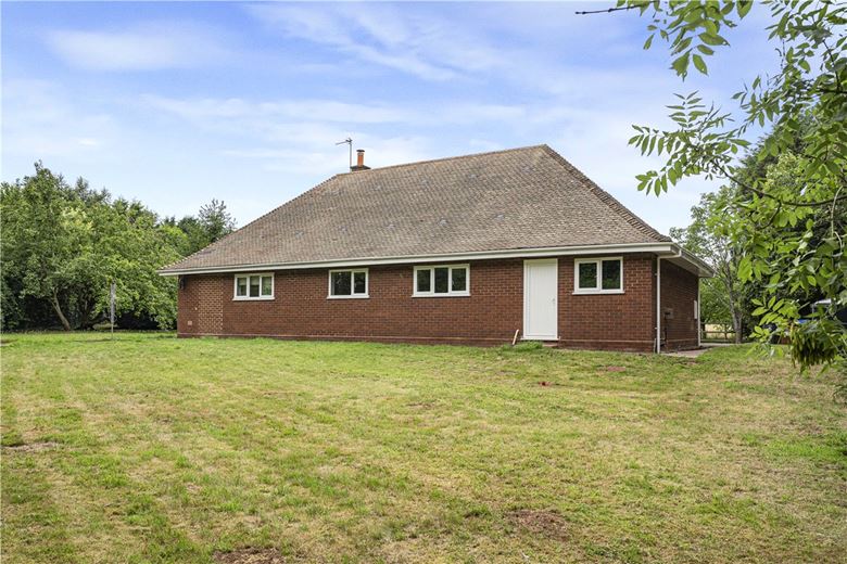 3 bedroom bungalow, Darnford Lane, Lichfield WS14