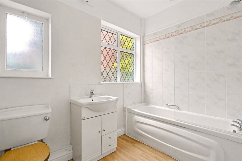 3 bedroom bungalow, Waste Lane, Balsall Common CV7 - Available