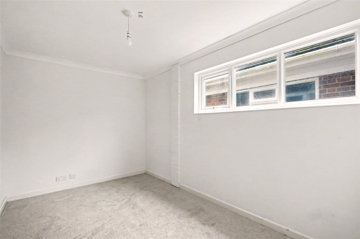 3 bedroom house, Hodgetts Lane, Burton Green CV8 - Available