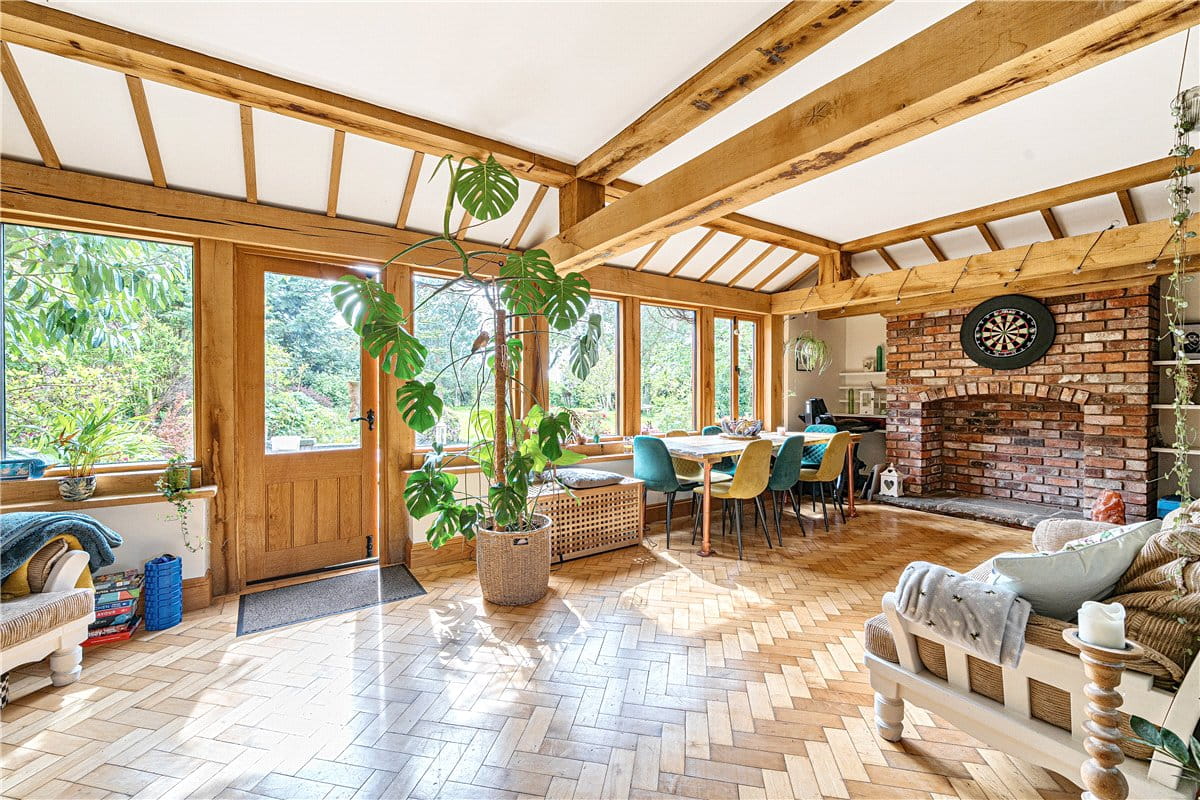 3 bedroom house, Hoo Green Lane, Mere WA16 - Available