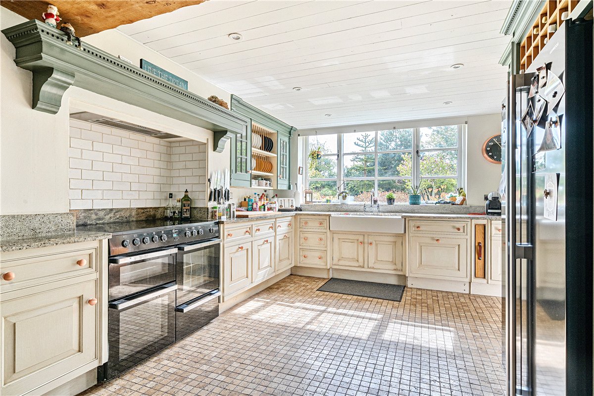 3 bedroom house, Hoo Green Lane, Mere WA16 - Available