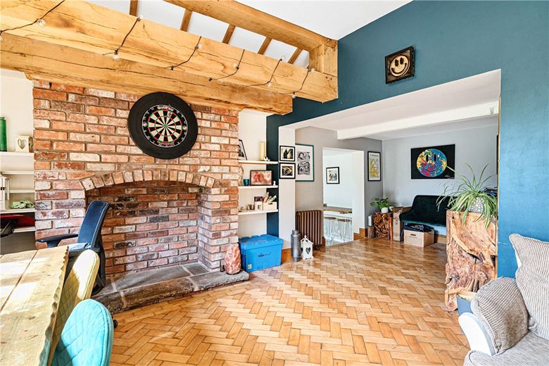 3 bedroom house, Hoo Green Lane, Mere WA16 - Available