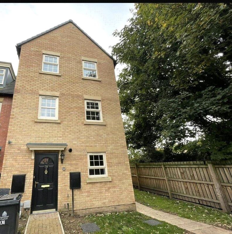 2 bedroom house, Comelybank Drive, Mexborough S64 - Let Agreed