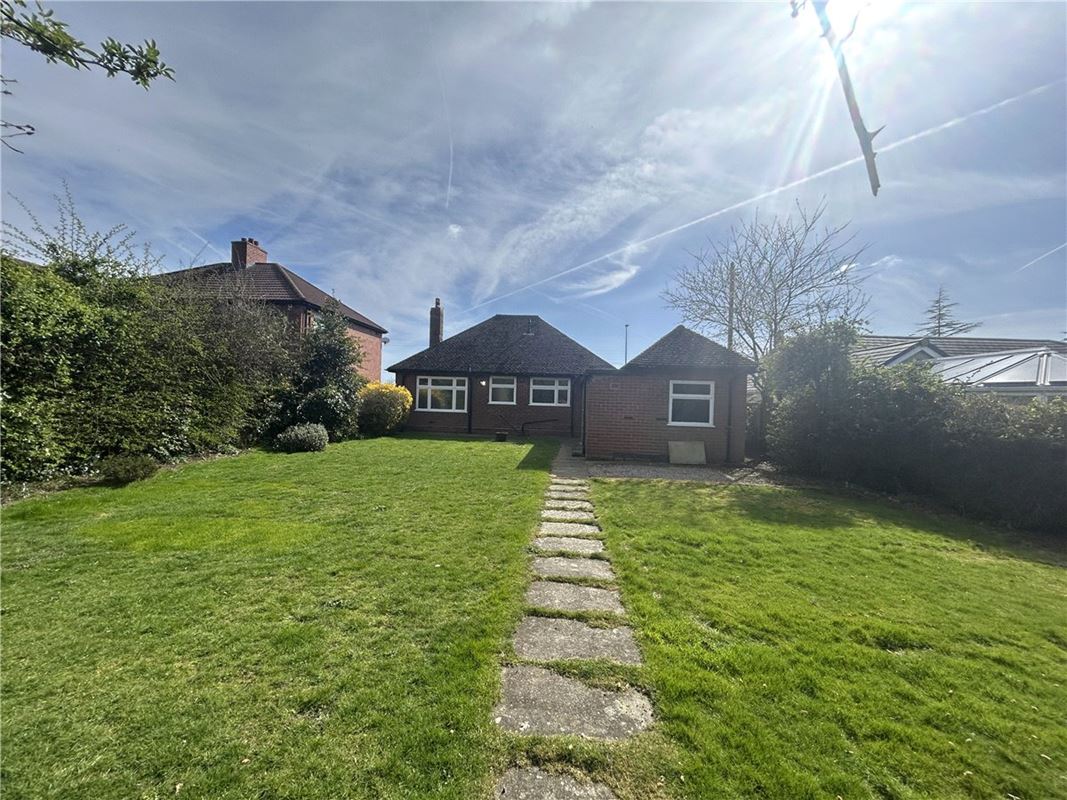 2 bedroom bungalow, Newcastle Road, Chorlton CW2 - Let Agreed