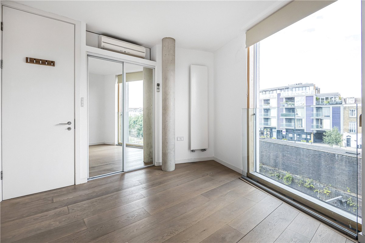 4 bedroom house, Parkway, London NW1 - Available