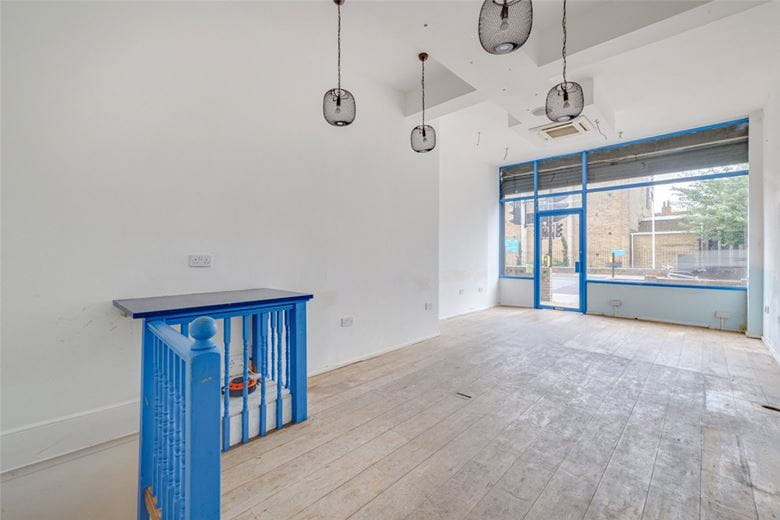 5 bedroom flat, Fulham Palace Road, London SW6 - Sold