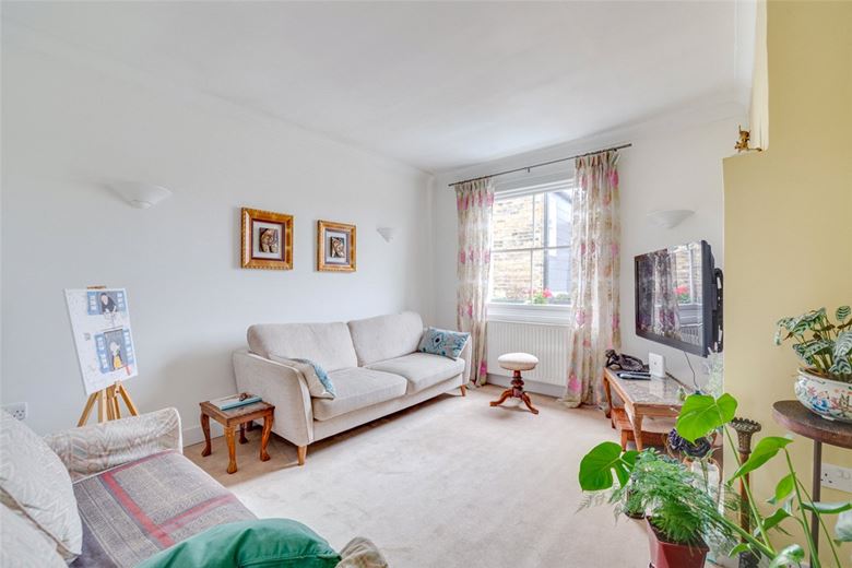 5 bedroom flat, Fulham Palace Road, London SW6 - Sold