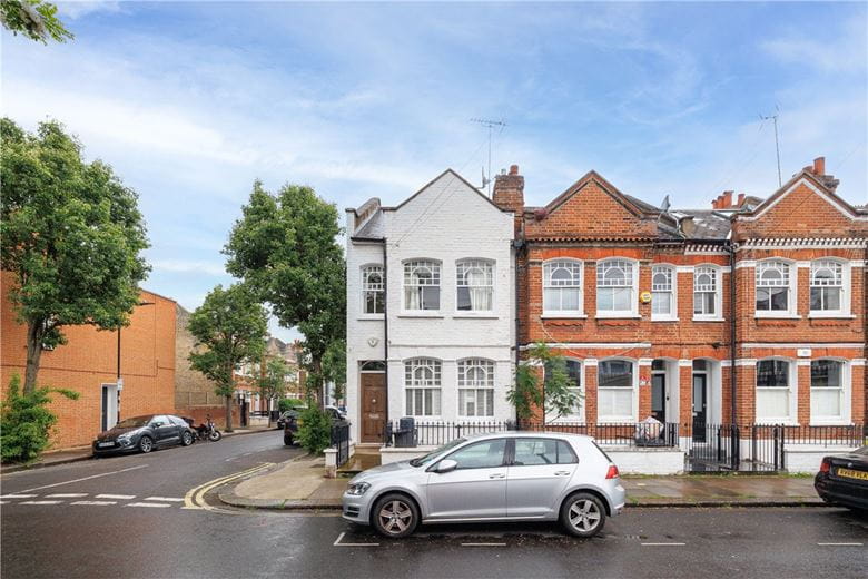 4 bedroom house, Hazlebury Road, London SW6 - Available