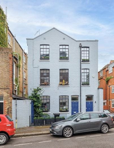 2 bedroom flat, Crabtree Lane, London SW6 - Available