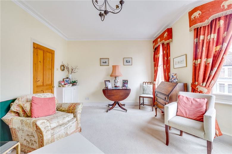 2 bedroom flat, Queensmill Road, London SW6 - Sold STC