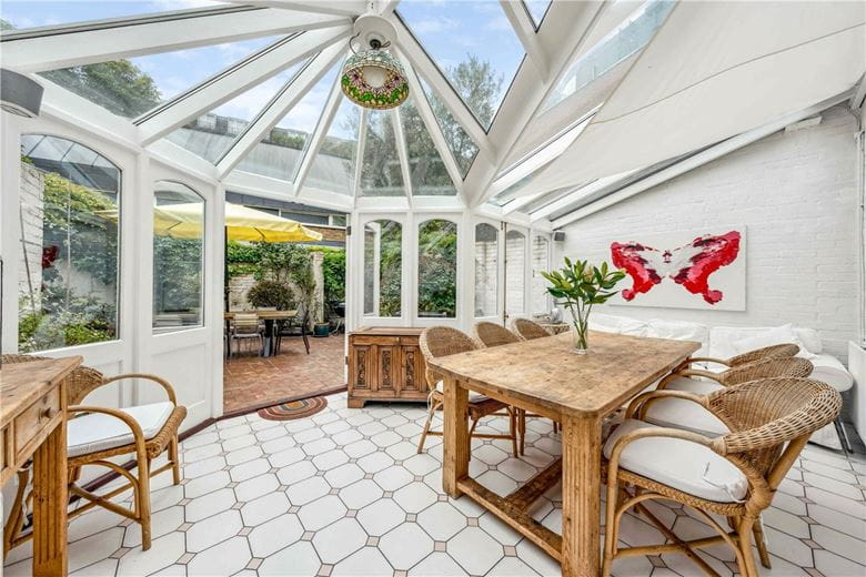 3 bedroom house, Burlington Road, London SW6 - Available