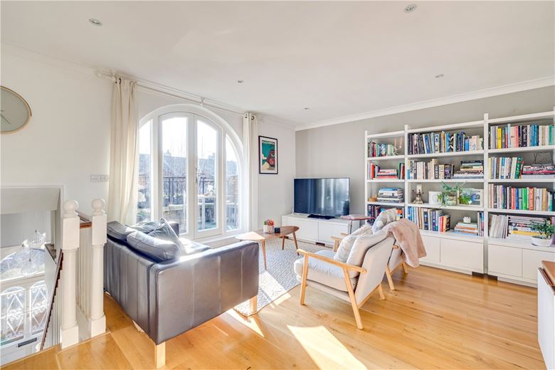 2 bedroom house, Marryat Square, Wyfold Road SW6 - Sold