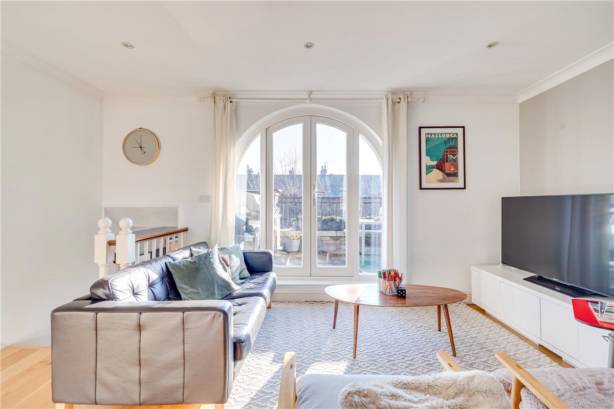 2 bedroom house, Marryat Square, Wyfold Road SW6 - Sold