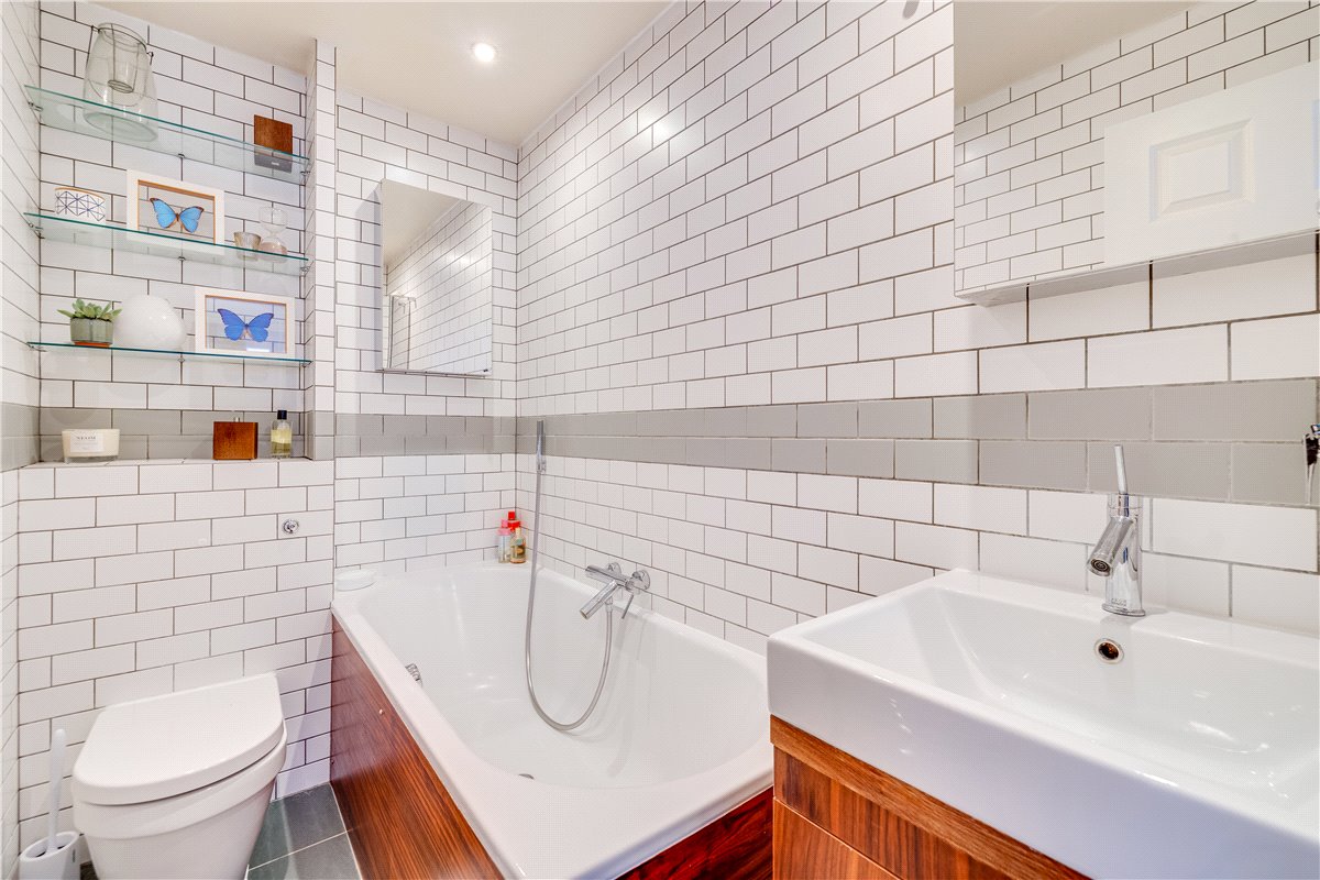 2 bedroom house, Marryat Square, Wyfold Road SW6 - Sold