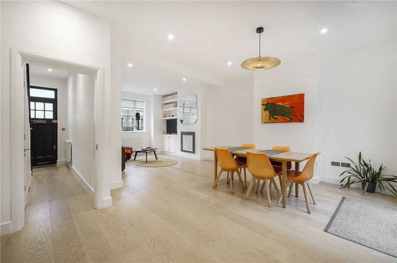3 bedroom house, Colehill Lane, London SW6 - Available