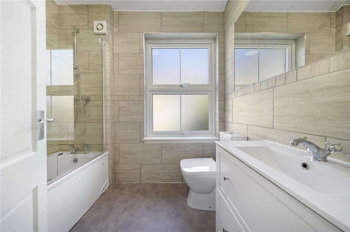 3 bedroom house, Rainville Road, London W6 - Available