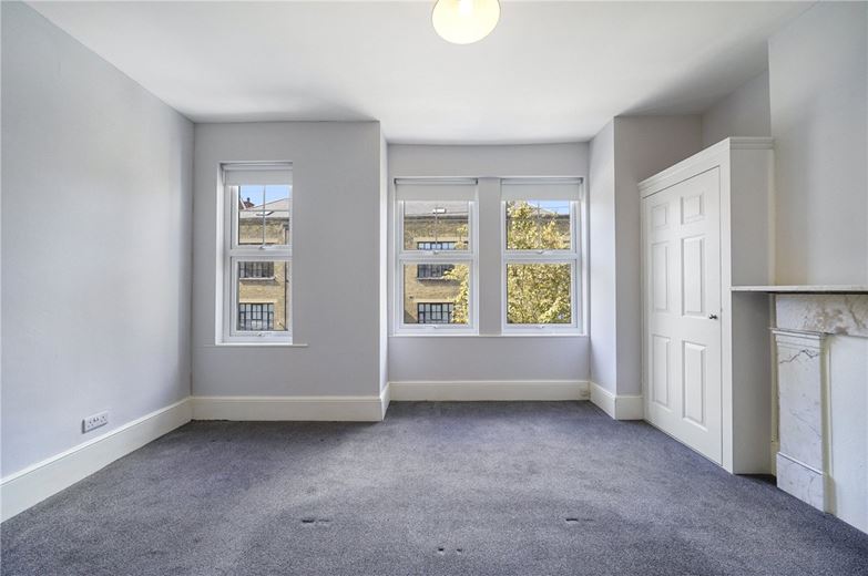 3 bedroom house, Rainville Road, London W6 - Available