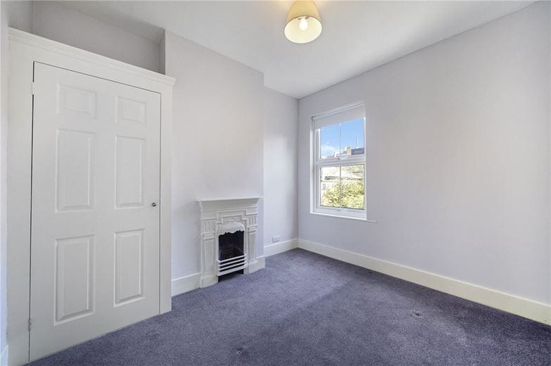 3 bedroom house, Rainville Road, London W6 - Available