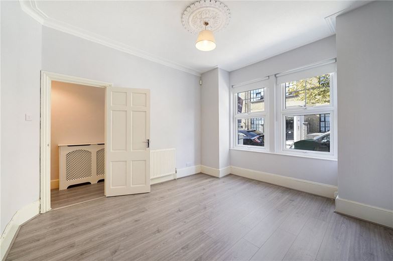 3 bedroom house, Rainville Road, London W6 - Available