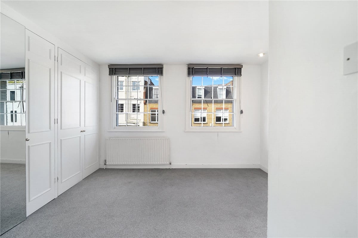 2 bedroom house, Burlington Road, London SW6 - Available