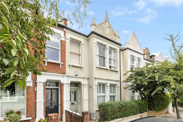 2 bedroom flat, Gowan Avenue, London SW6 - Available