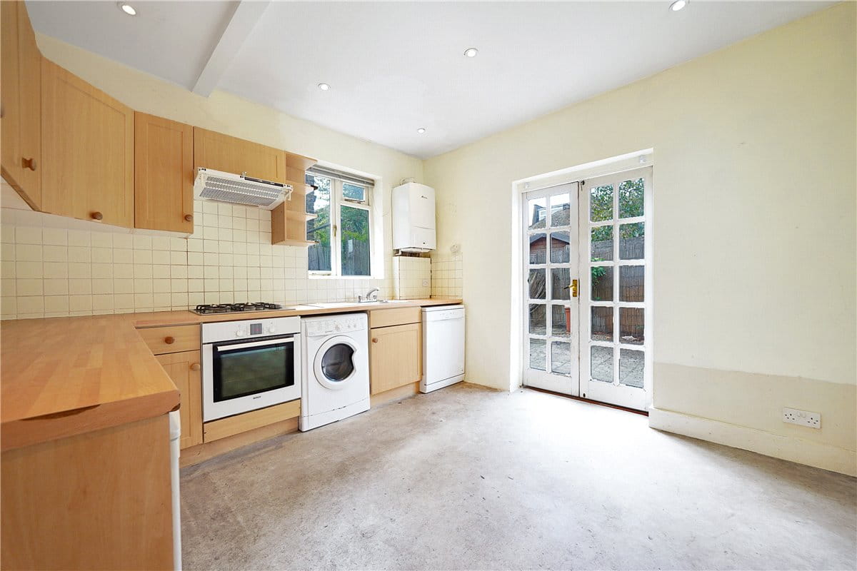 2 bedroom flat, Edenvale Street, London SW6 - Sold