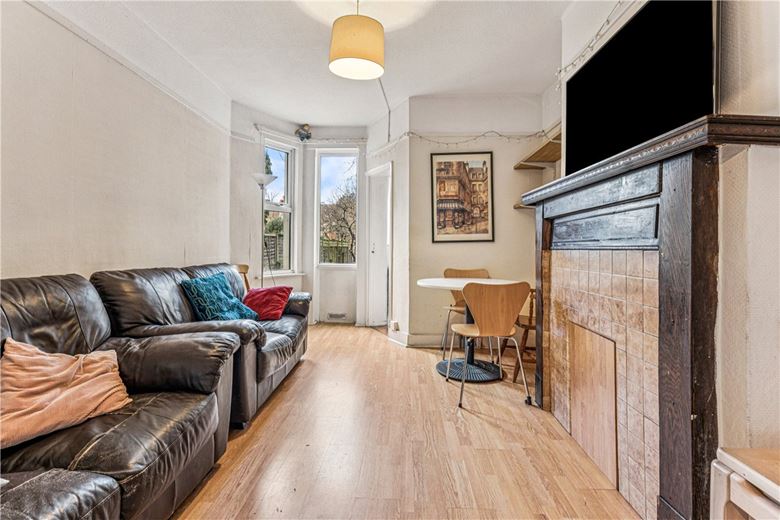 6 bedroom house, Niton Street, London SW6 - Available