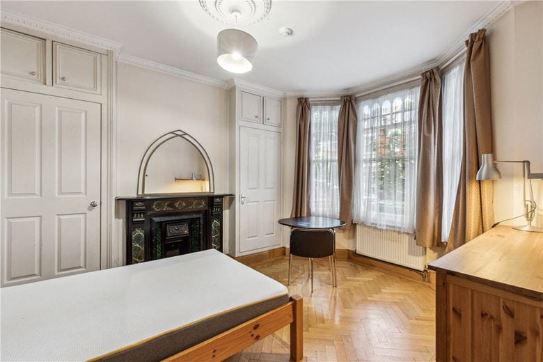 6 bedroom house, Niton Street, London SW6 - Available