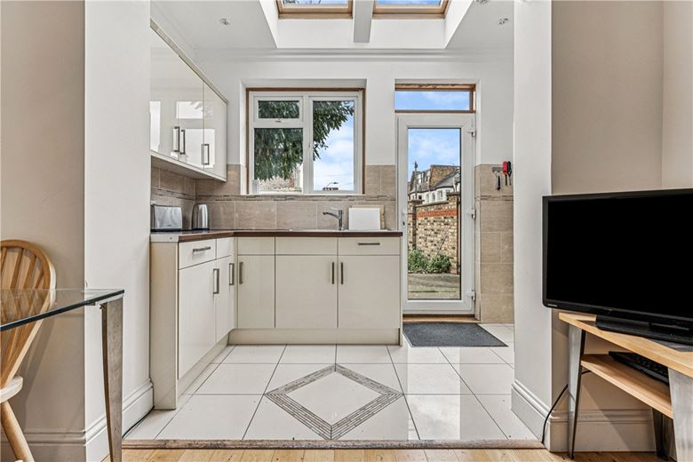 9 bedroom house, Fulham Palace Road, London SW6 - Available