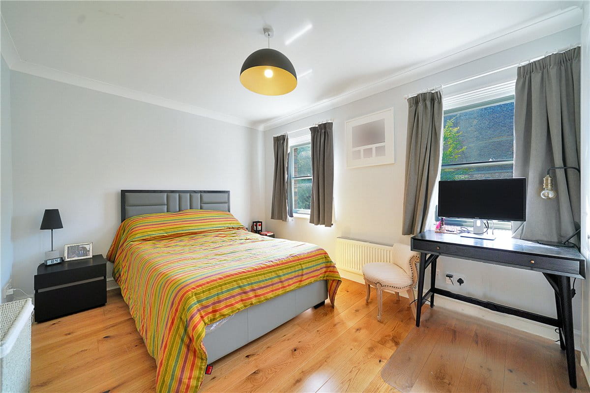 2 bedroom house, Marryat Square, Wyfold Road SW6 - Sold STC
