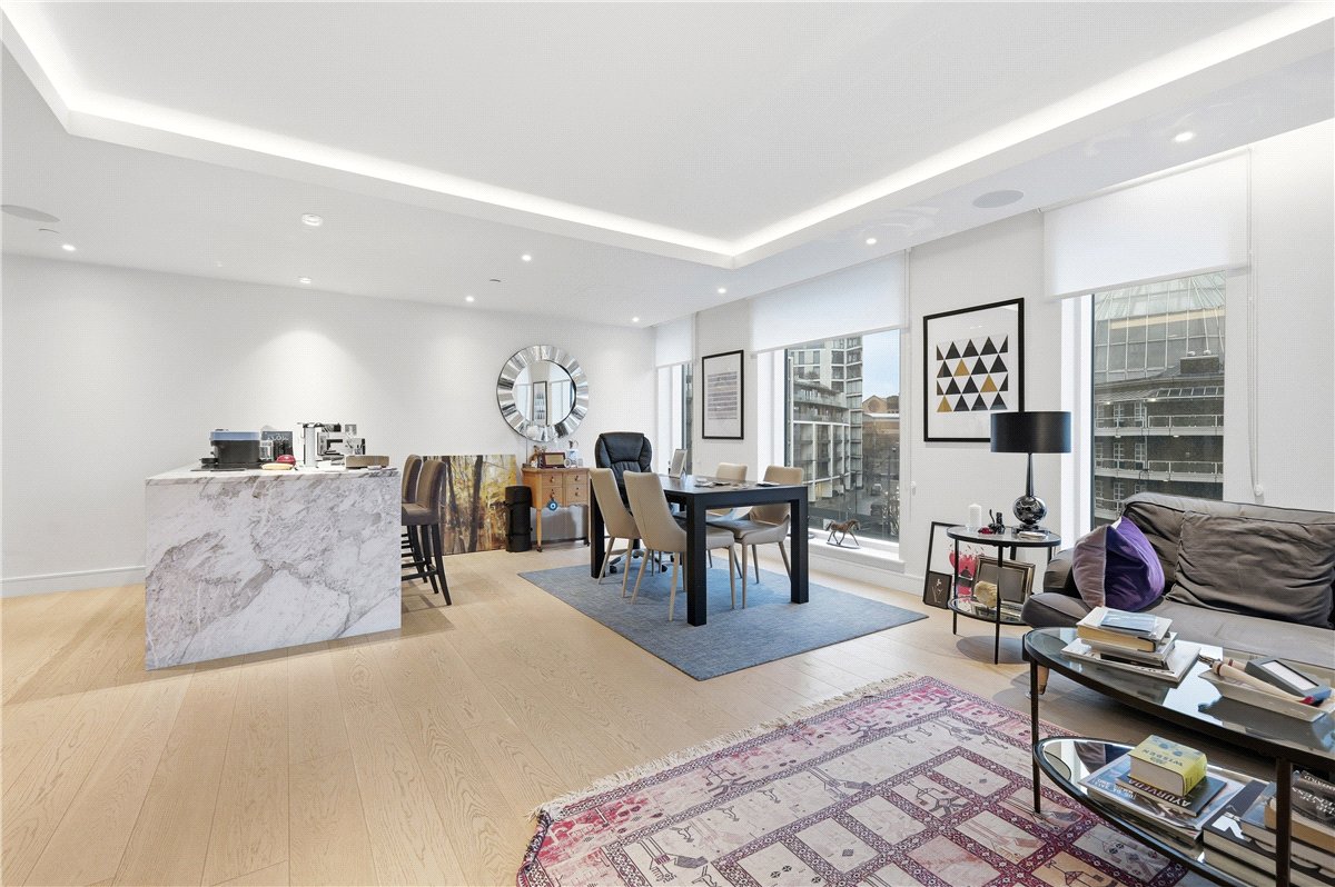 1 bedroom flat, Park Street, London SW6 - Available