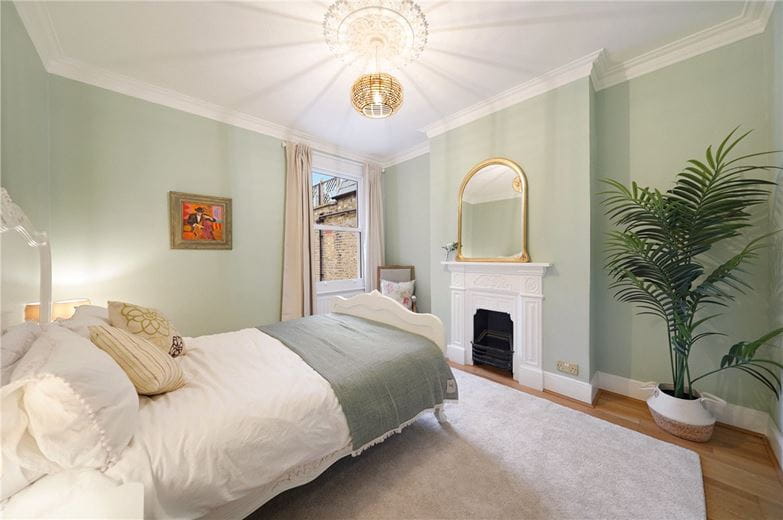 5 bedroom house, Inglethorpe Street, London SW6 - Available