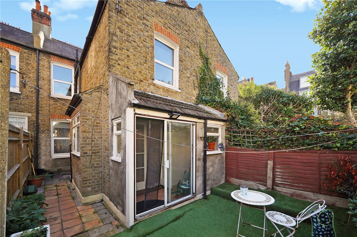 3 bedroom house, Burnfoot Avenue, London SW6 - Sold STC