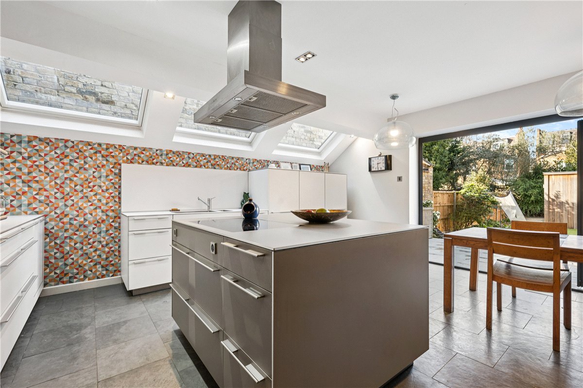 6 bedroom house, Queensmill Road, London SW6 - Available
