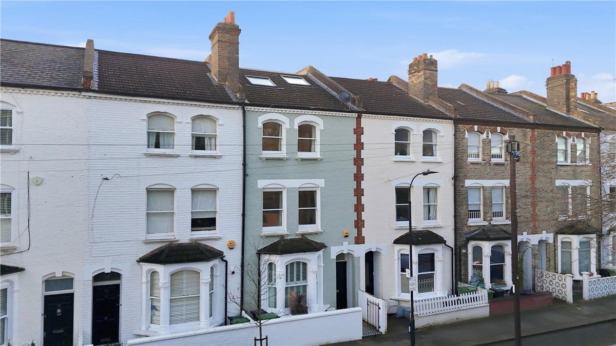 6 bedroom house, Delaford Street, London SW6 - Available