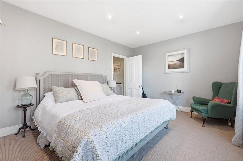 6 bedroom house, Delaford Street, London SW6 - Available