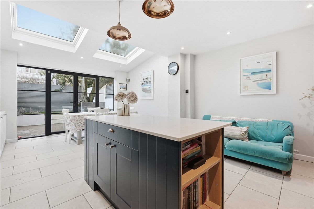 6 bedroom house, Delaford Street, London SW6 - Available