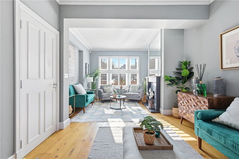 4 bedroom house, Hazlebury Road, London SW6 - Available