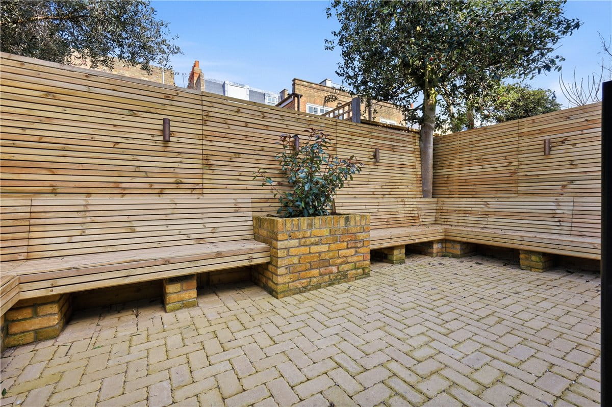 4 bedroom house, Hazlebury Road, London SW6 - Available