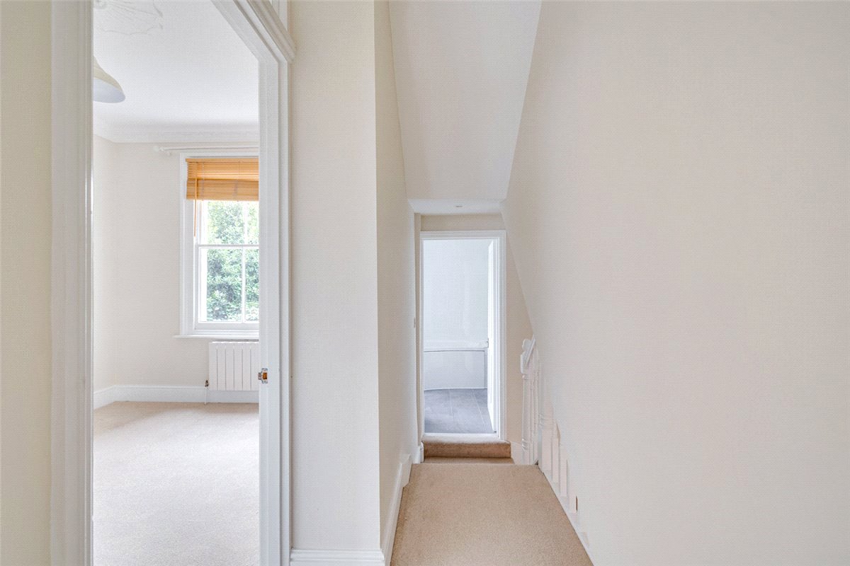 2 bedroom flat, Reporton Road, London SW6 - Sold