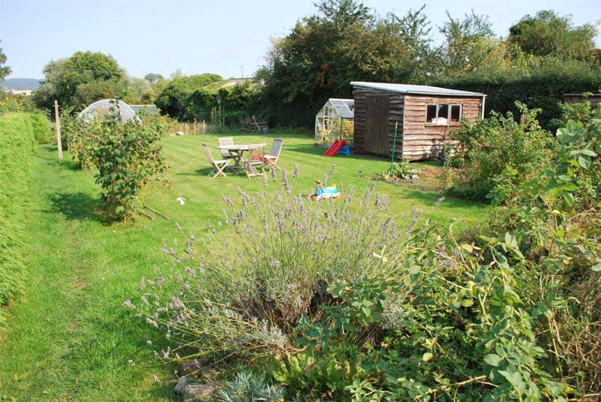 3 bedroom cottage, The Cottages, The Green YO61 - Let Agreed