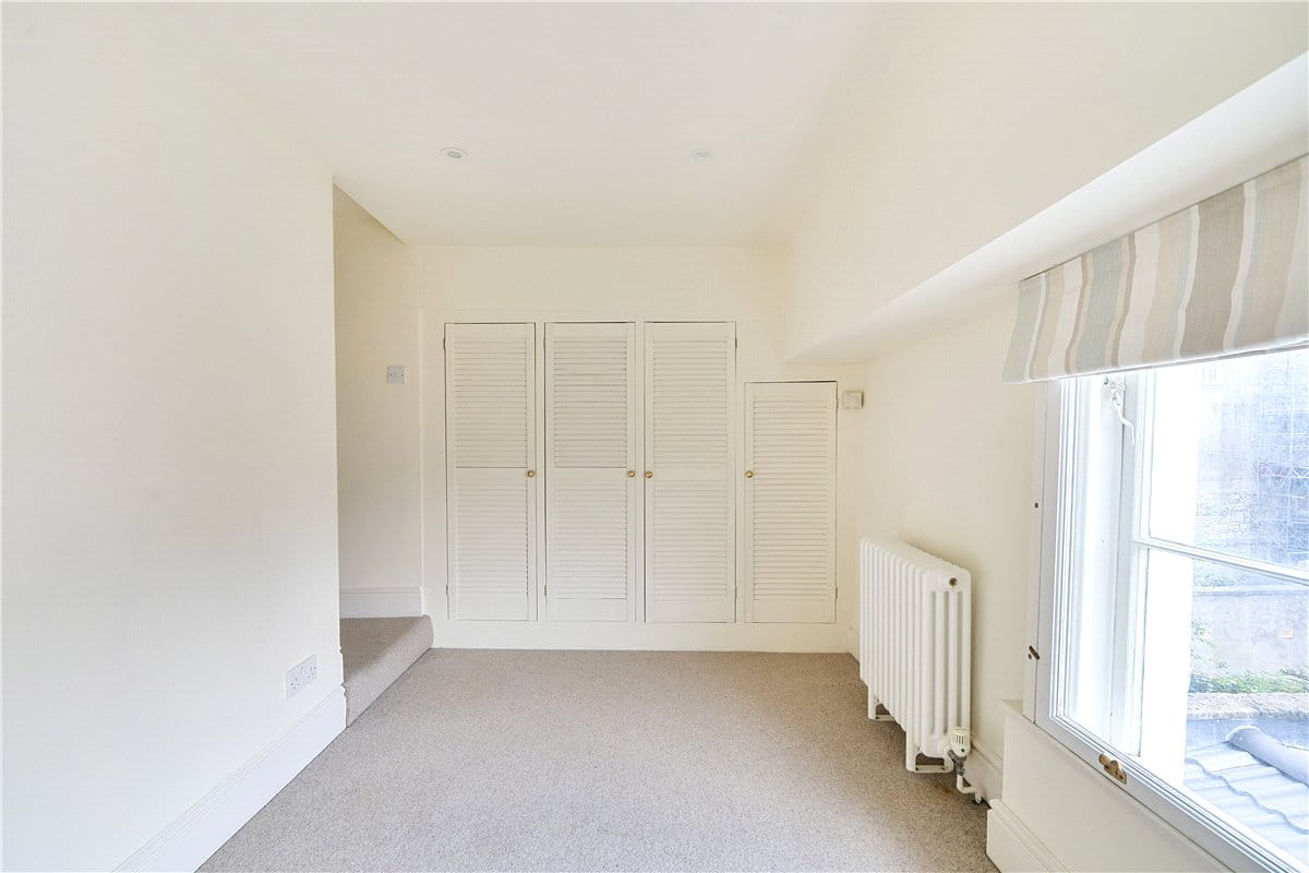 2 bedroom flat, Henrietta Street, Bath BA2 - Available