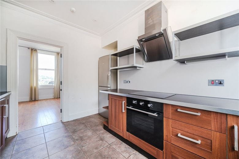 2 bedroom flat, Belgrave Terrace, Bath BA1 - Sold