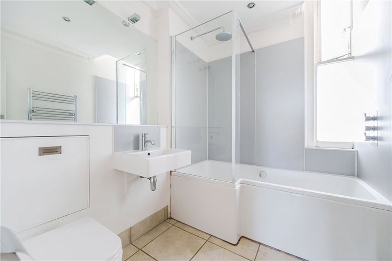 2 bedroom flat, Belgrave Terrace, Bath BA1 - Sold